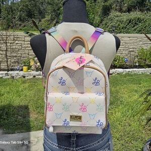 Betsey Johnson | Bags | Betsey Johnson Designer Pink Diamond  display picture 3